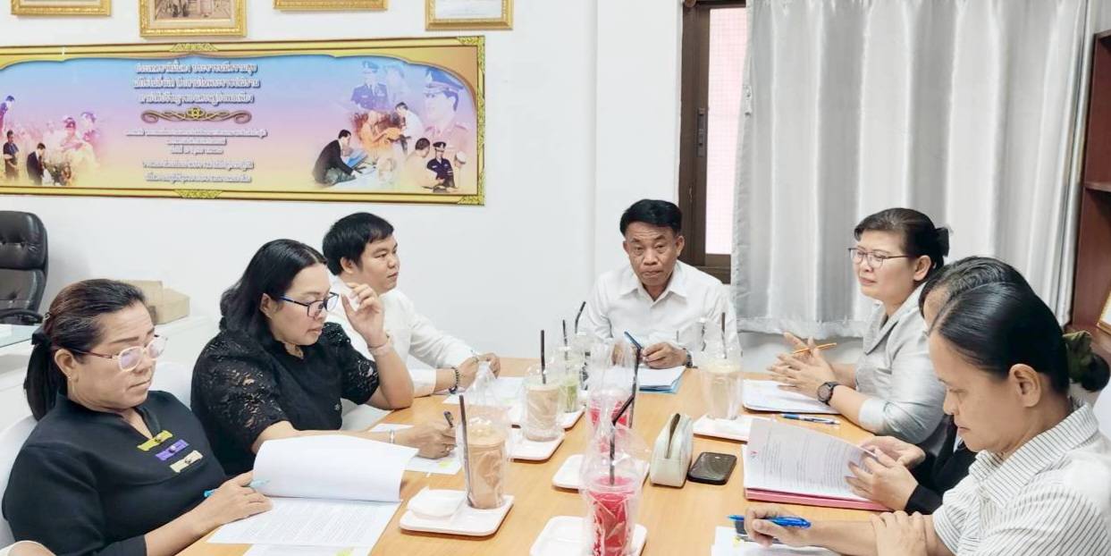 พช.อำเภอหนองโดน จัดประชุมคณะอนุกรรมการกลั่นกรองและติดตามการดำเนินงานกองทุนพัฒนาบทบาทสตรีอำเภอหนองโดน (อกส.อ.) ครั้งที่ 2/2569
